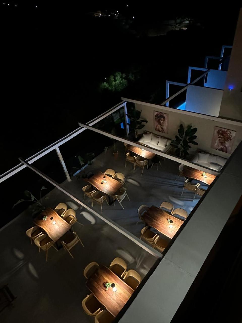 Myzith Luxury Suites Keri Exterior photo